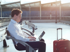 Early check-in and late check-out with day use